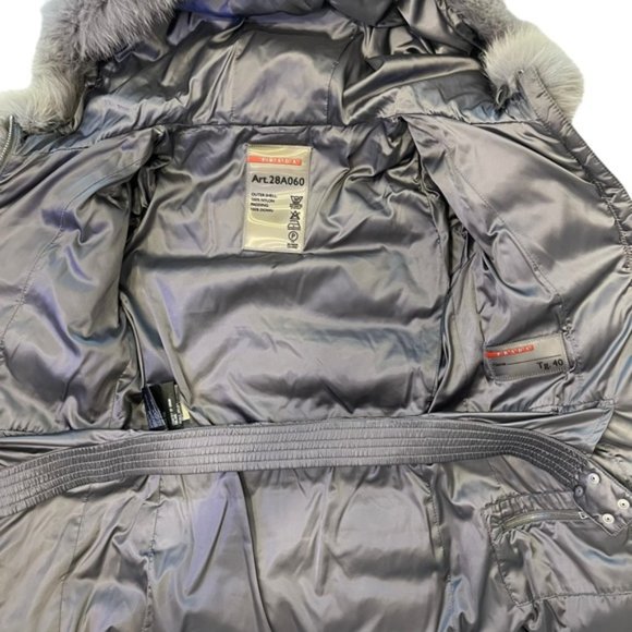 Prada Authentic Silver Gray Short Down Puffer Quilted Fox Fur Hood 40/XS $1500 - Picture 6 of 16